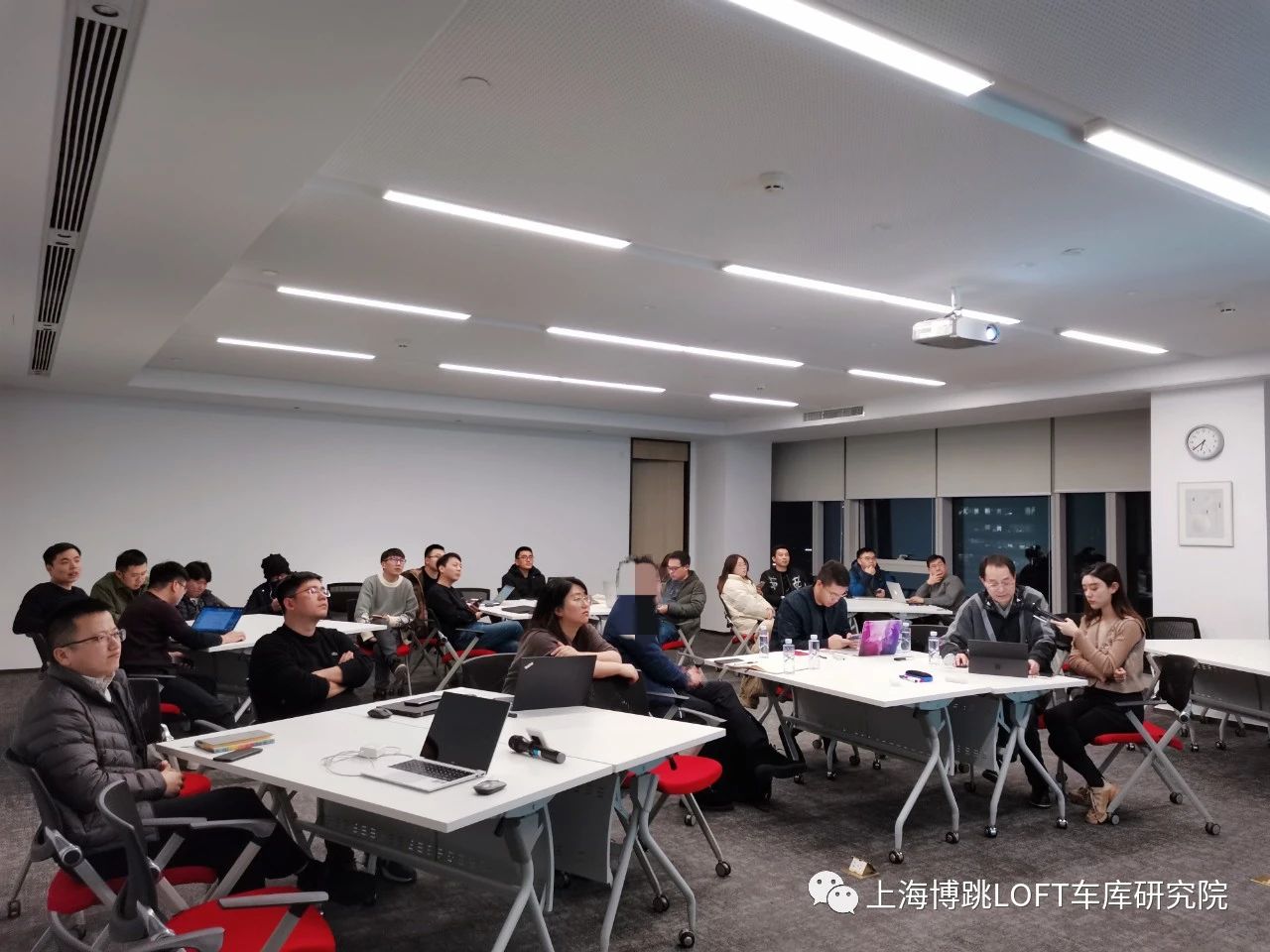 江苏杭州LOFT车库专题会